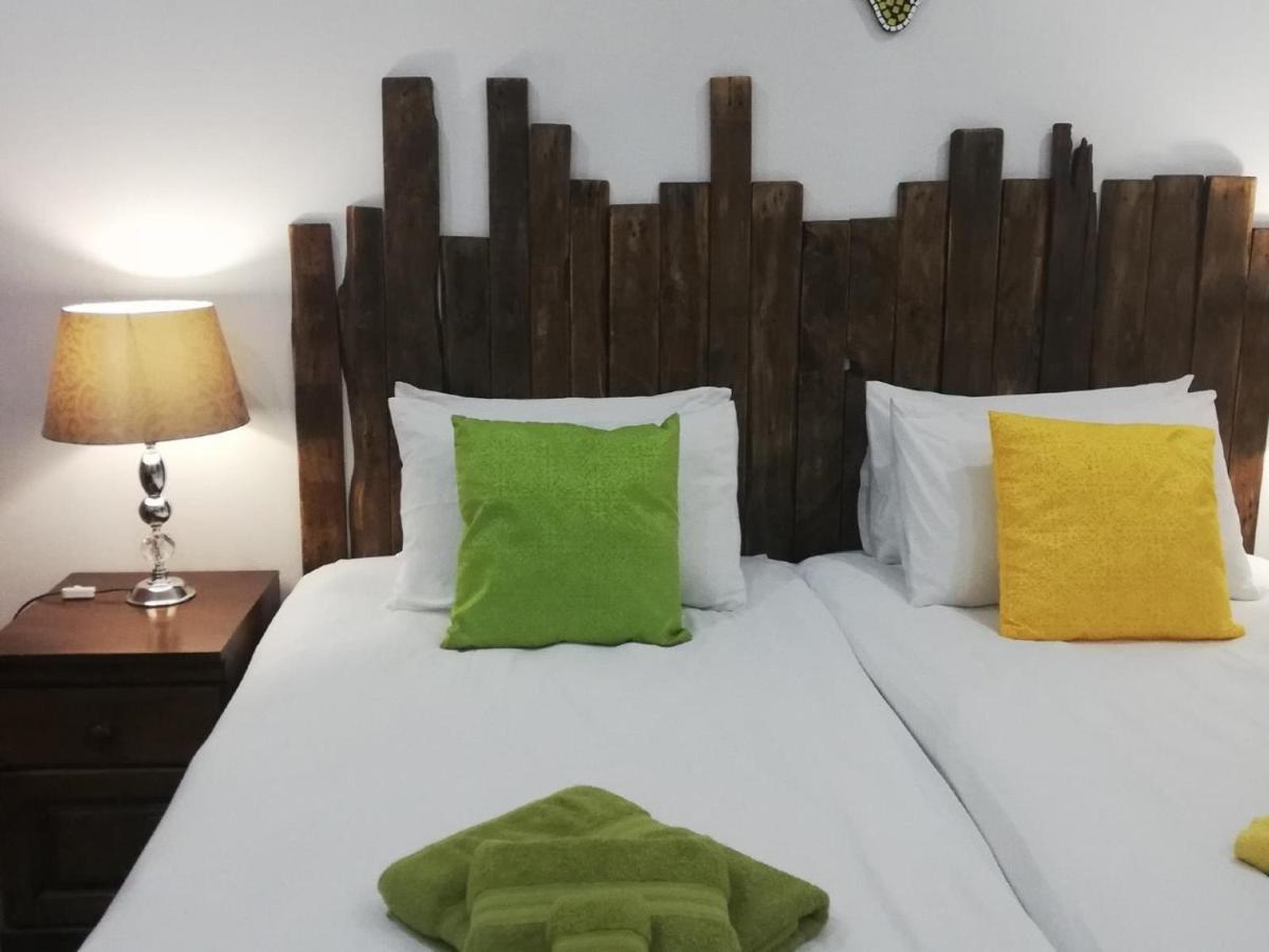 Maputaland Guest House Сент-Люсия Экстерьер фото
